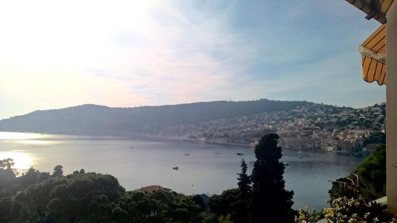 Vintage Flat Overlooking Villefranche Bay Apartment Exterior foto