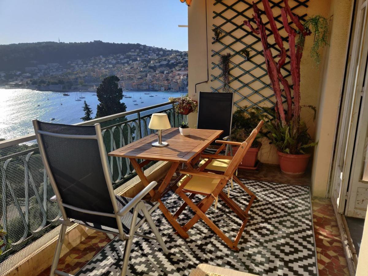 Vintage Flat Overlooking Villefranche Bay Apartment Exterior foto
